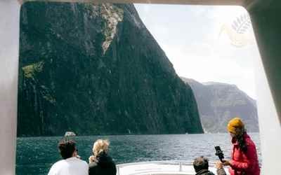Premium Milford Sound Fly-Back Experience